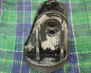 The altitude casting during sanding down and cleaning.