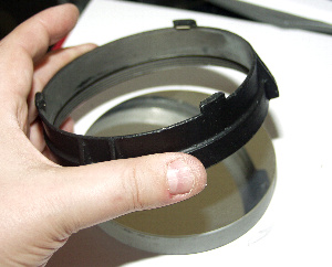 Removing the mirror from its cell