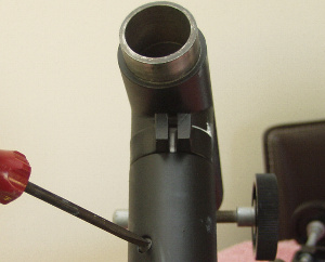 Replacing the DEC lock screw