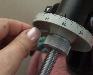 Replacing the setting circle lock bolts